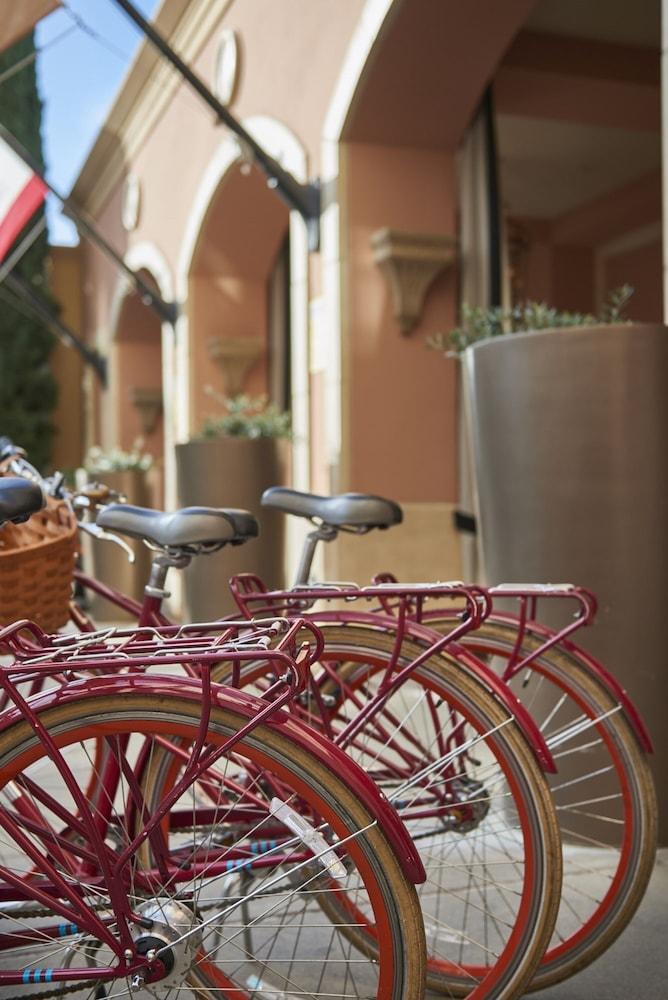 Juniper Cupertino, Curio Collection By Hilton Hotel